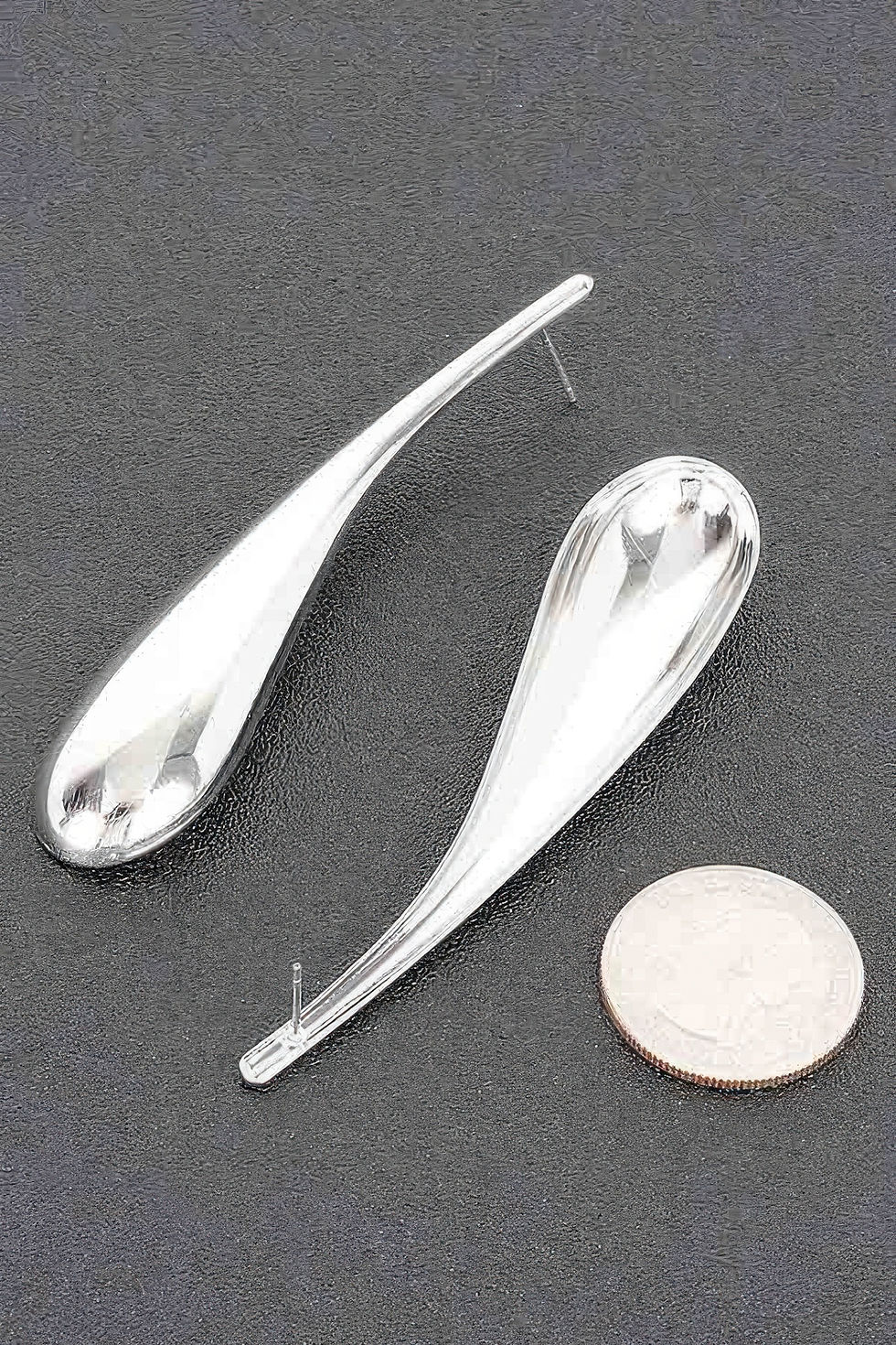 Thumbnail: Metal Earring