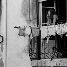 Mama Fumando con bebe imrpimir 2 recorte.JPG