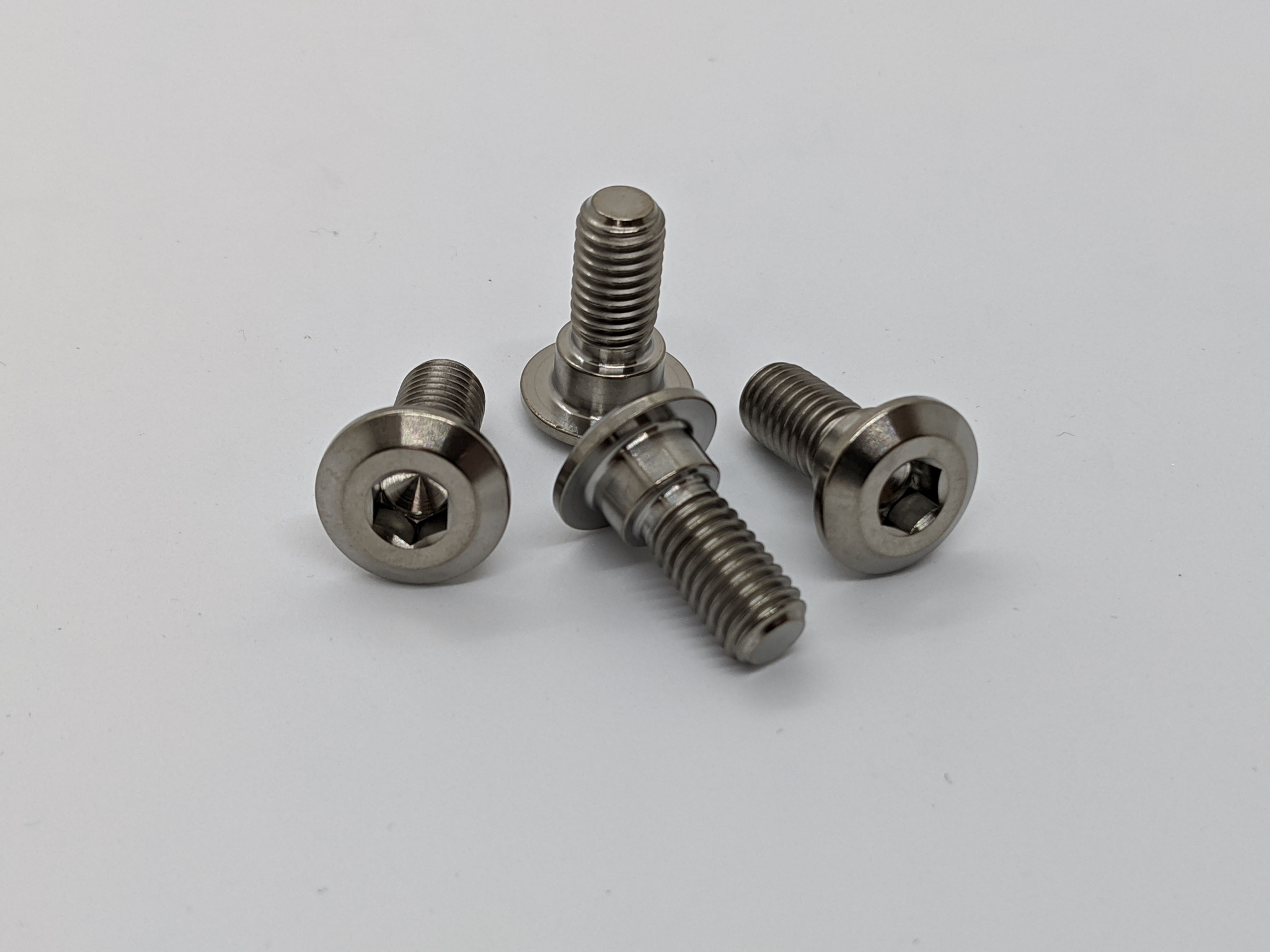 Symoto SYV140 Titanium Front Disc Bolt Kit