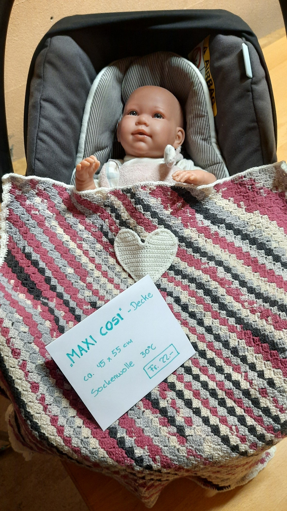 Gehäkelte Tagesdecke (Stil c2c) mit verschiedenen Farben für Maxî Cosi.