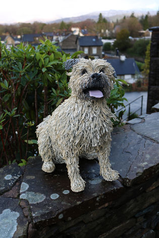 Artist Emma Yeoman's life size wire sculpture of a dog.