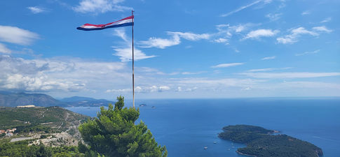 croatia-private-yacht-cruise-croatia-flag.jpg