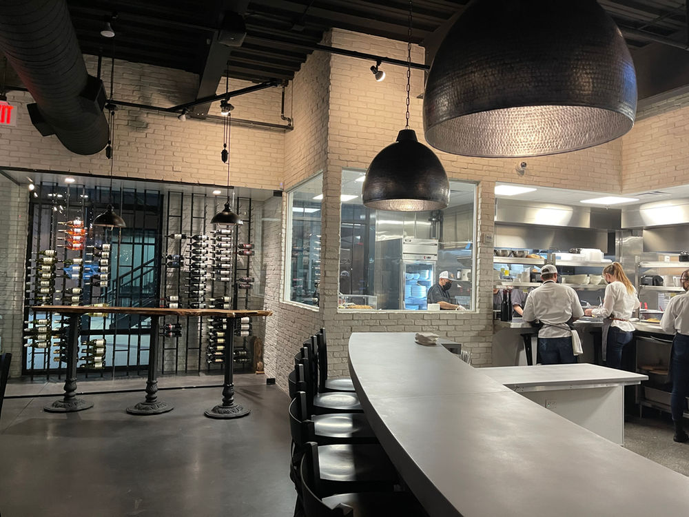 Rena's Italian Fishery & Grill