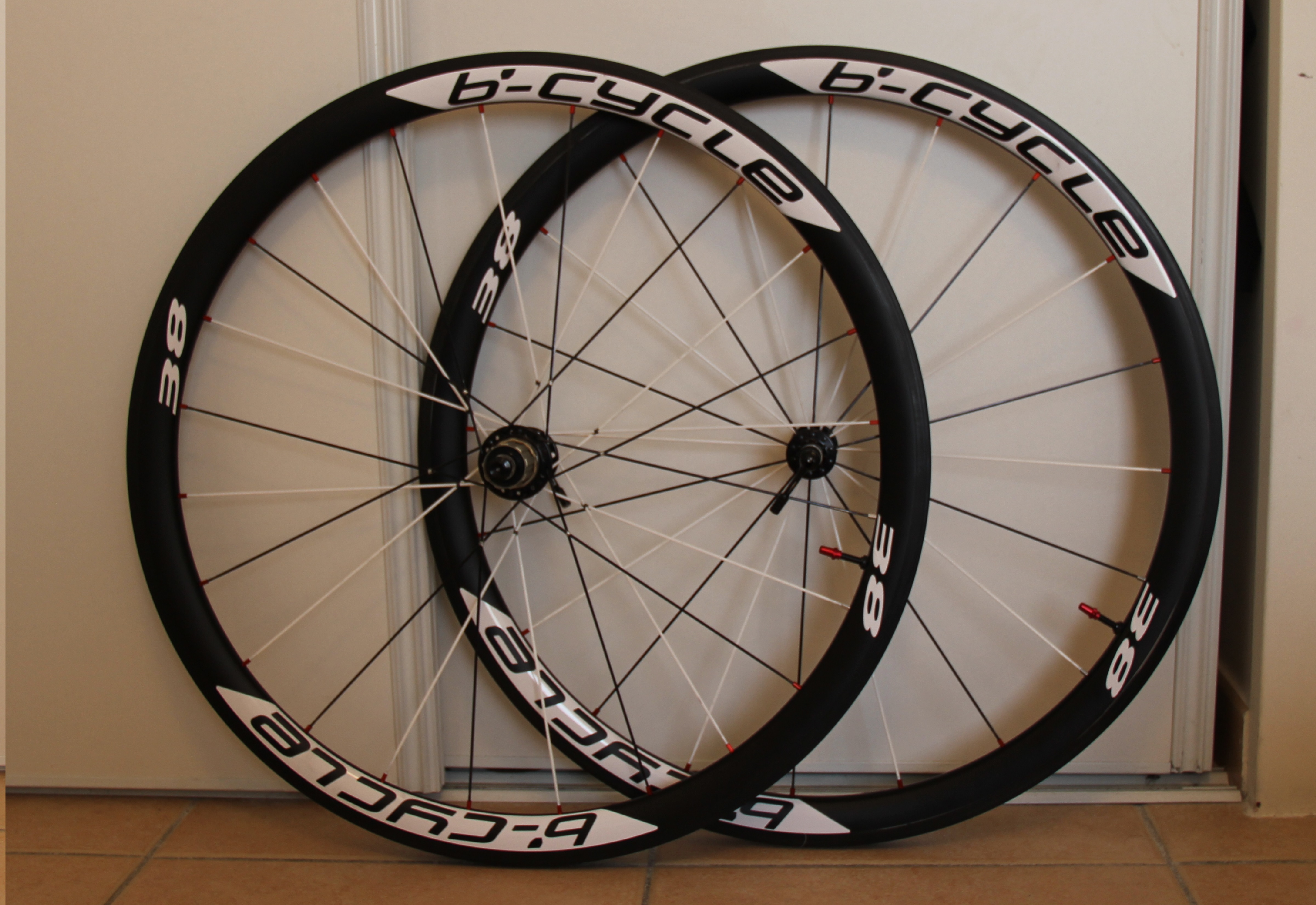 700c Novatec 38Tr W&B