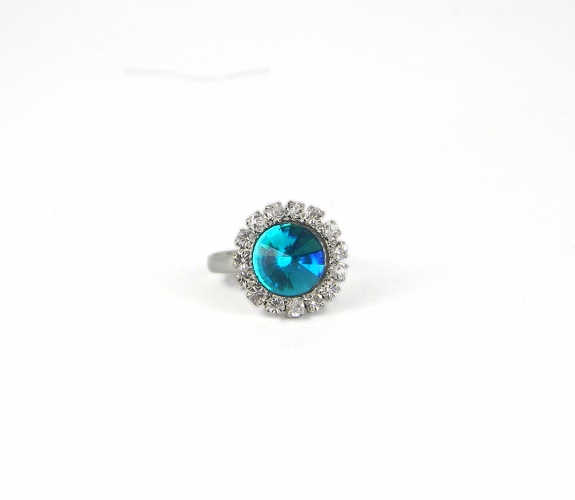 Thumbnail: Circle Rhinestone Ring