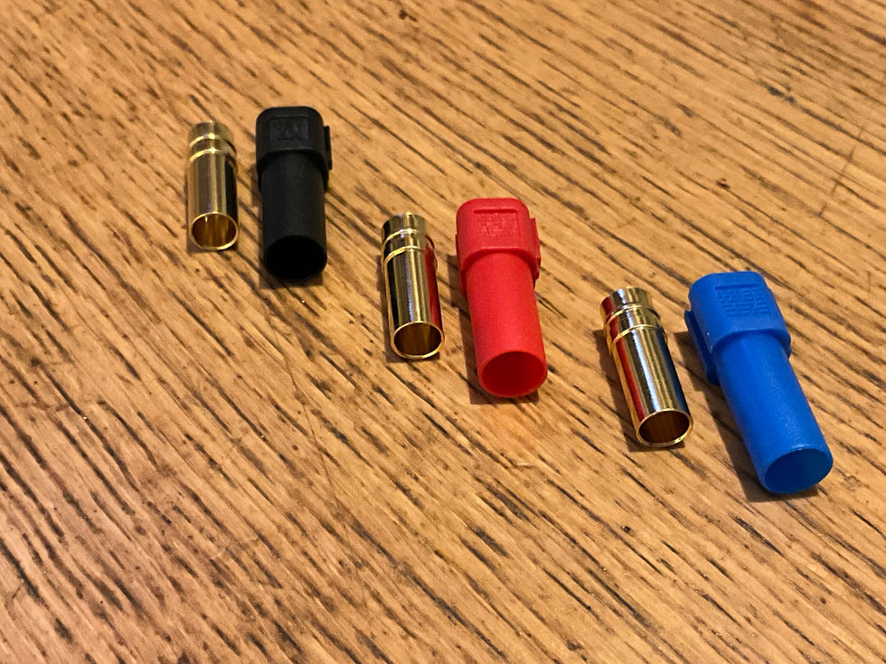 Thumbnail: Amass XT150-F, Female gold plated connector, 60 Amp rated