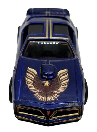 Auto World Exclusive Flamethrower '77 Pontiac Firebird T/A