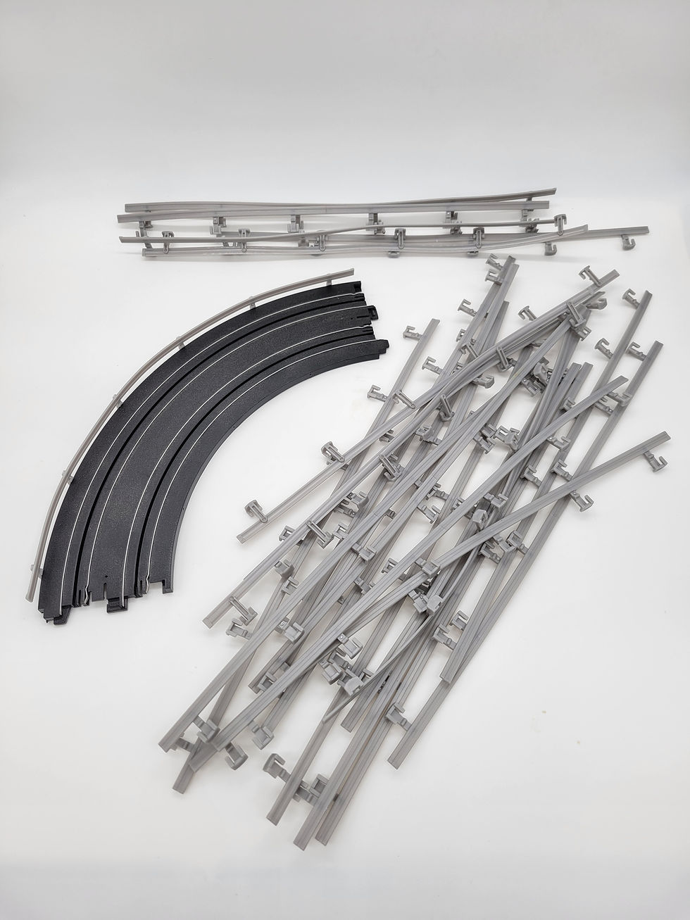 Thumbnail: NEW Guard Rails 24 pieces of 14" Sections Fits Auto World, AFX, Aurora, LifeLike