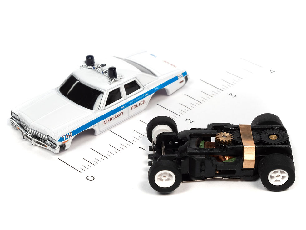 Thumbnail: Auto World Blues Brothers '74 Dodge Monaco Bluesmobile & Chicago Police SC372