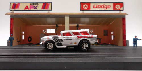 Auto World '57 Chevy Nomad Badman Exclusive Limited Edition CP8215