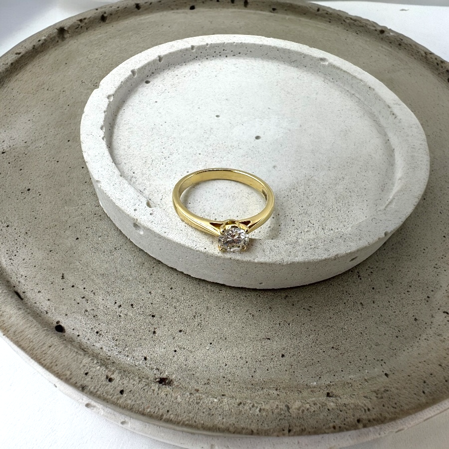 Pierścionek Zaręczynowy z Diamentem 0.50ct