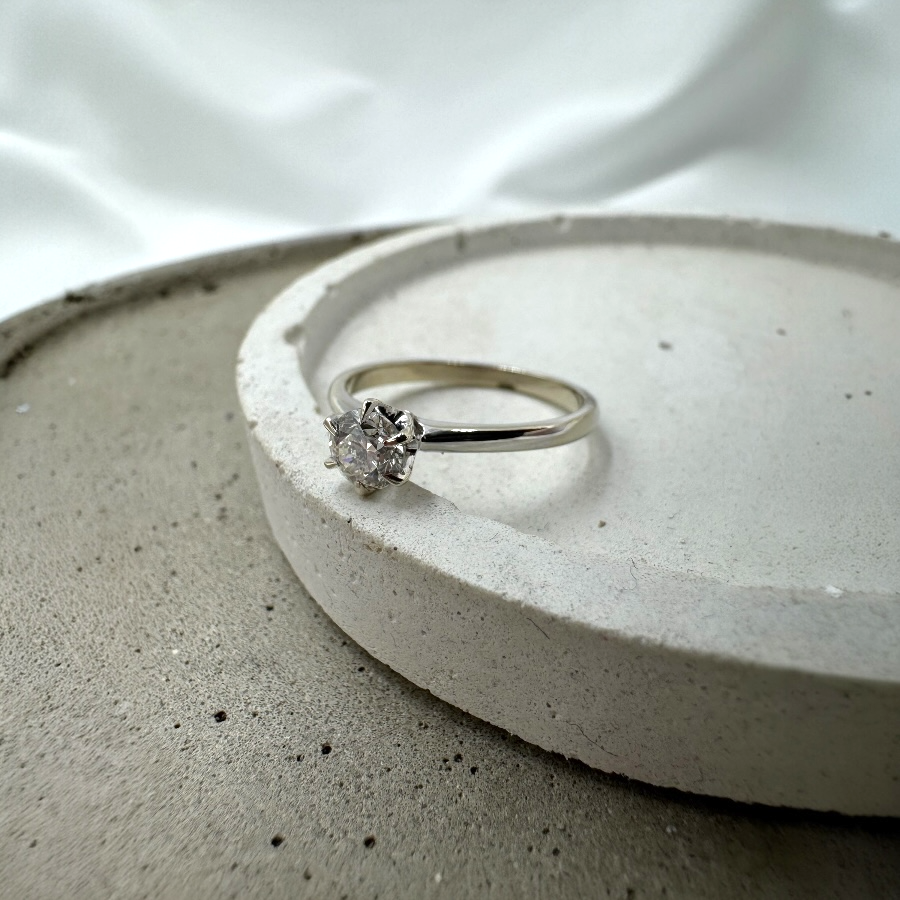 Pierścionek z Diamentem 0.40ct