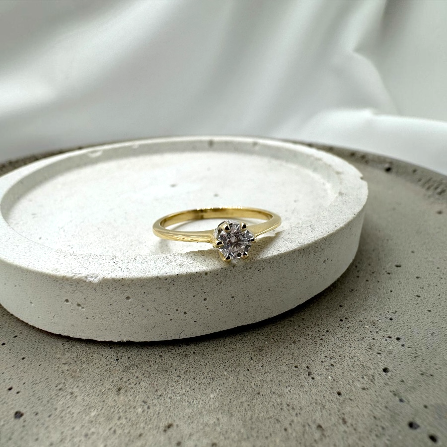 Złoty Pierścionek Zaręczynowy z Diamentem 0.25ct
