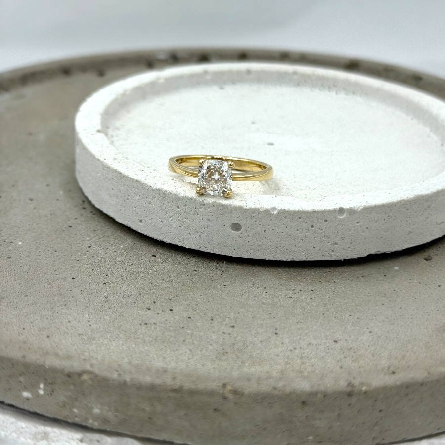 Pierścionek Zaręczynowy z Diamentem Cushion 1.20ct