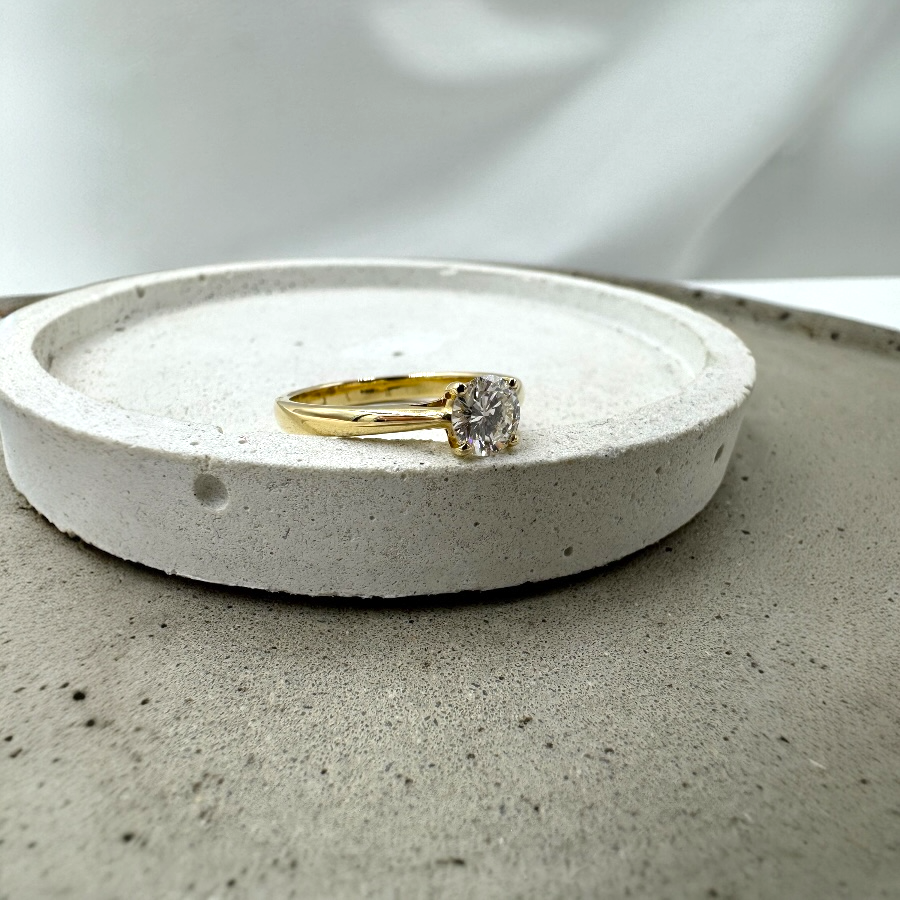 Pierścionek Zaręczynowy z Diamentem 0.50ct