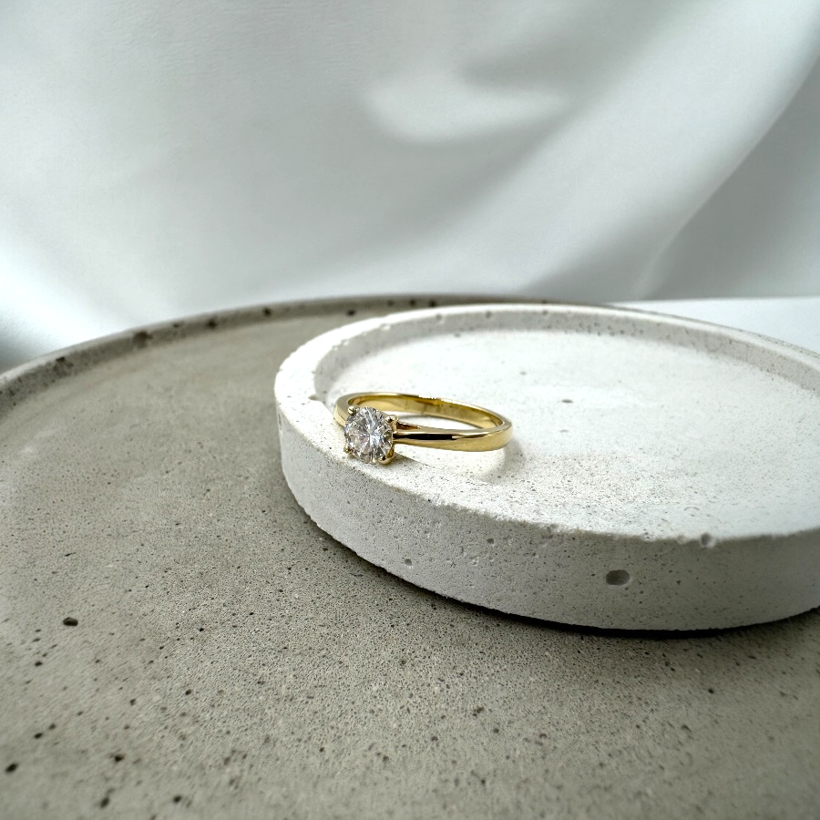 Pierścionek Zaręczynowy z Diamentem 0.50ct