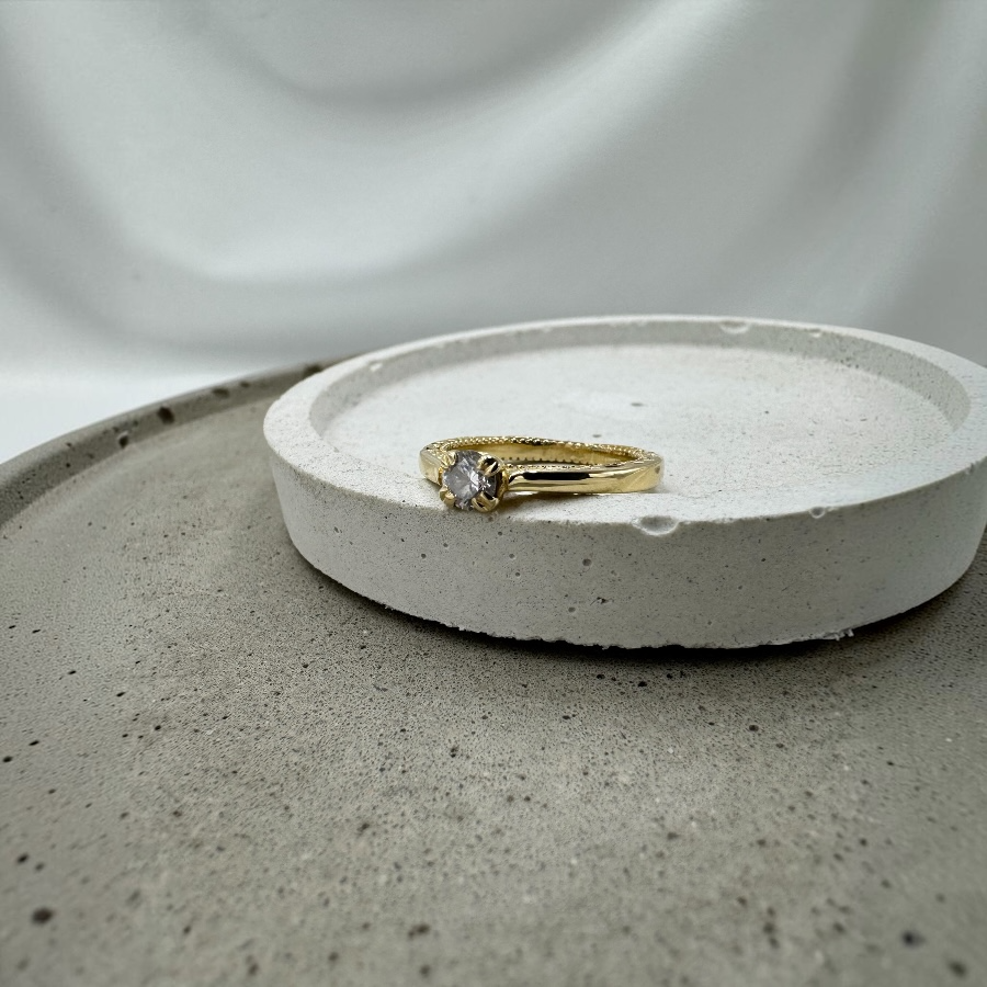 Złoty Pierścionek Zaręczynowy z Diamentem 0.25ct