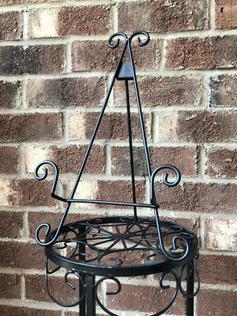 Black Traditional Easel
