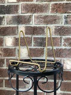 Gold Twist Easel