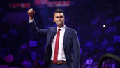 Charlie Kirk em comício