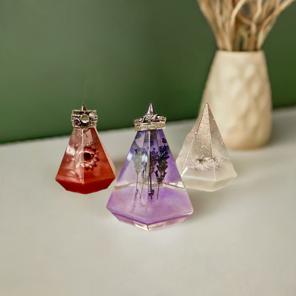 Thumbnail: Trio of Geometric Jewellery & Ring Holders, Purple, White and Red
