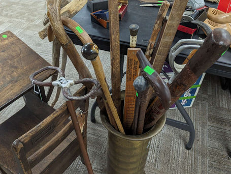 50% off Saturday! Loaded Estate Treasure Sale!
4th, 9am to 4pm
1398 Livingston Rd (Community
Complex/Last Enclosed
Building)