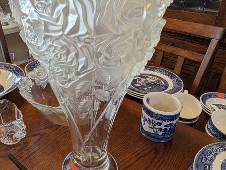 50% off Saturday! Estate Sale! Roosters, Cast Iron Cow and Farmhouse Decor but no Farm! 1024 Cumberland View Dr Mar 14th, 15th and 16th 9am to 4pm