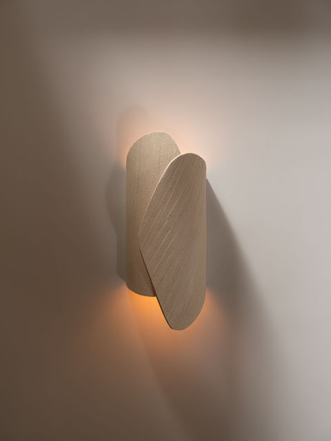 Olivia Cognet, ceramic, lamp, light, appliques, sconces, chandelier, design, sculpture, interior, interior design, handmade, madeinfrance, clay, pottery, artist, details, palms