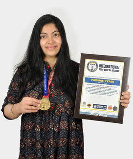yoga world record- world record in yoga by vaishali Tyagi