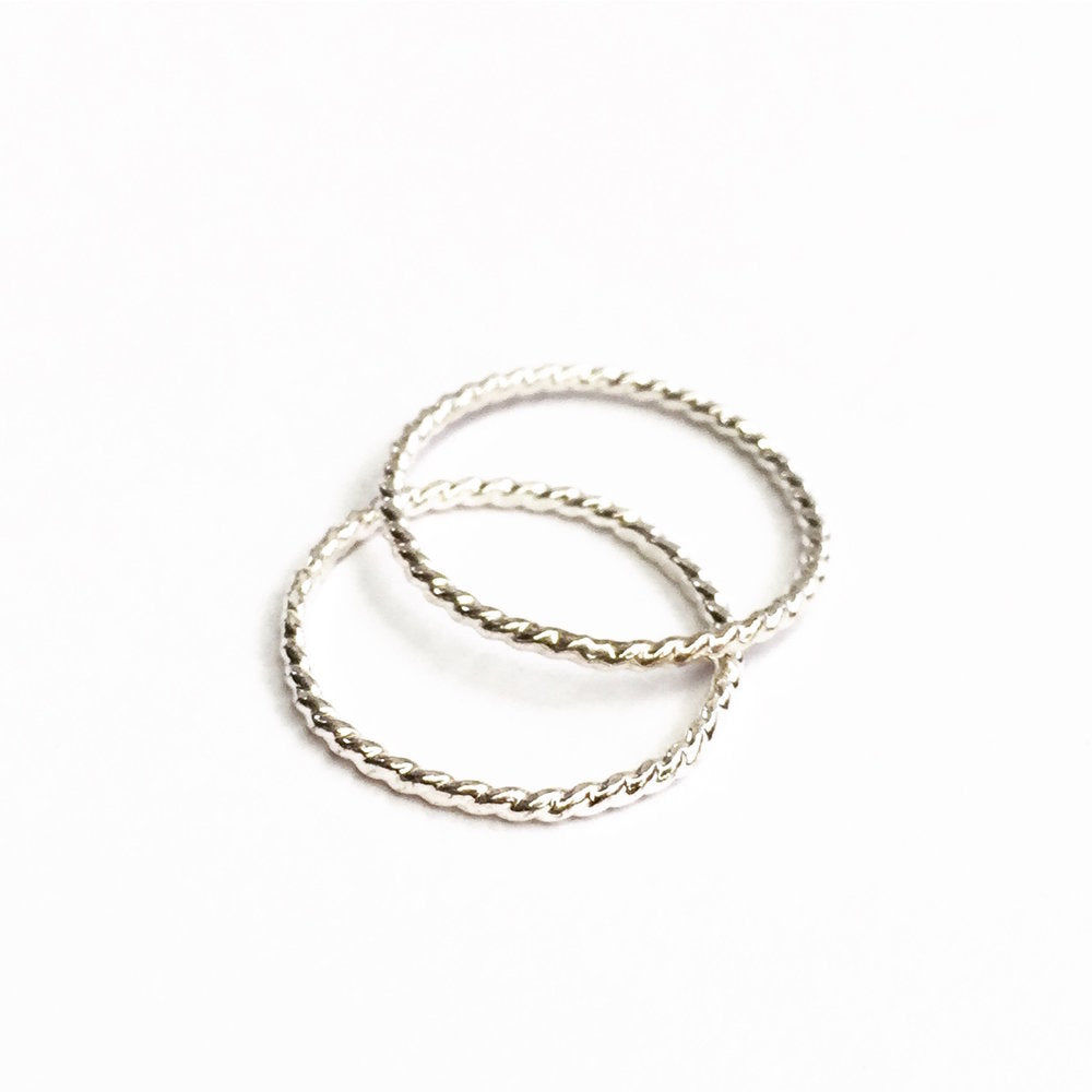 Twist Ring – Dainty Minimalist Silver Jewellery