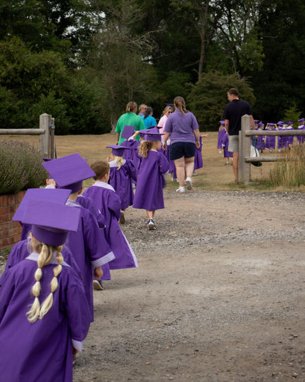 A huge thank you to all the wonderful families who joined us to celebrate our Treetops Graduation! It was such a special afternoon, filled with smiles, proud moments and a few happy tears.