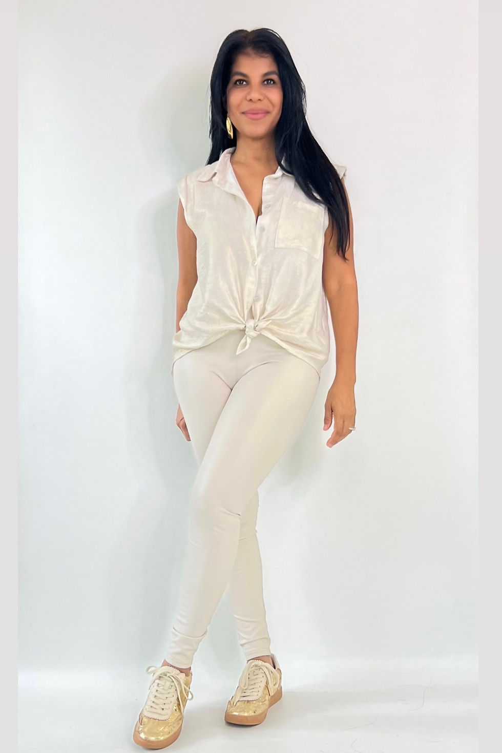 Miniatura: Woman wearing Skylar Print Top/Pants Set