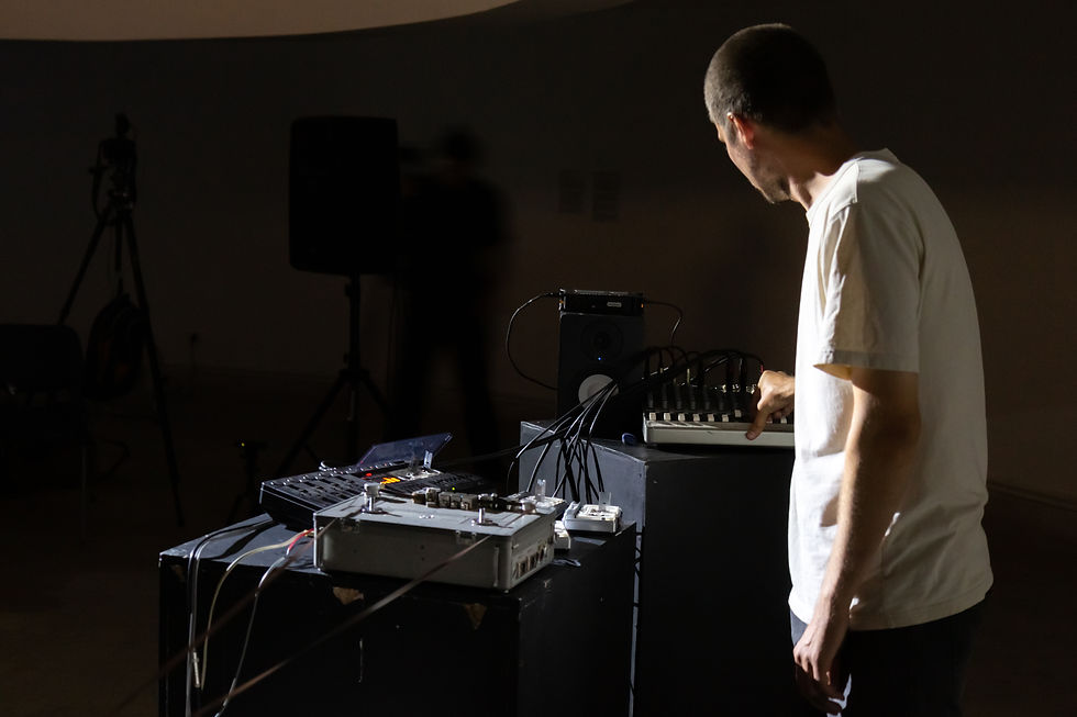 Sergey Dmitriev, FFEntropy, performance, 2023. CYFEST 15, HayArt Cultural Center, Yerevan, Armenia, 2023. Photo by Anton Khlabov