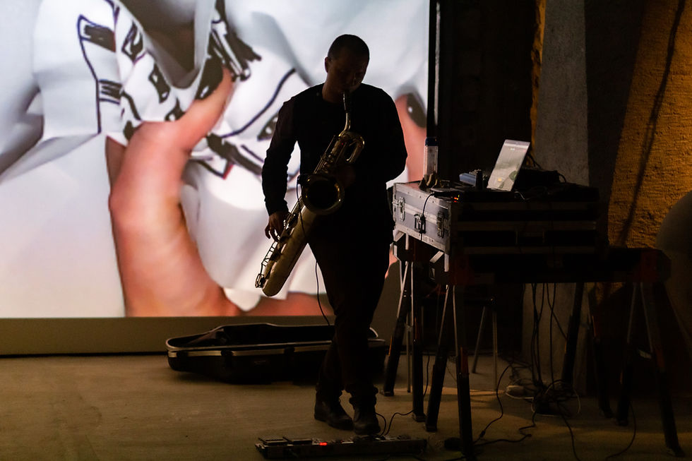 Gray Cake / Alexander Serechenko & Katya Pryanik, Another state of living, audiovisual performance, 2020, Ph: Anton Khlabov