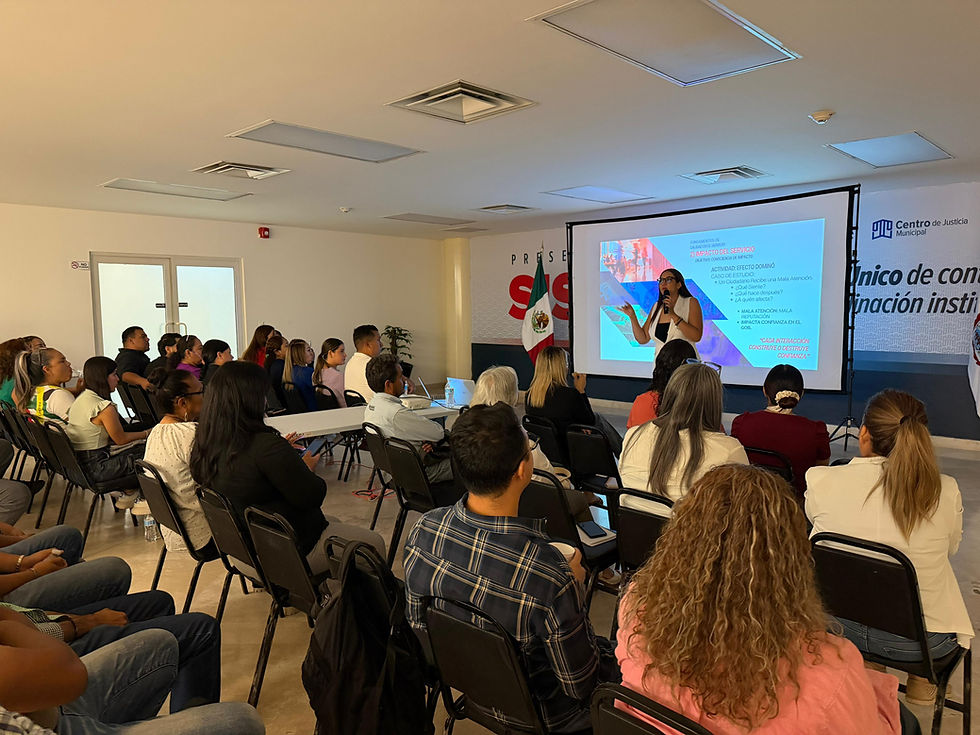 Fortalecen capacidades del personal municipal con el curso “Atención, imagen y servicio al cliente para Servidores Públicos”