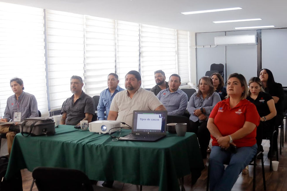 Autoridades municipales participan en conferencia de Seguridad Vialpara fortalecer estrategias en favor de motociclistas