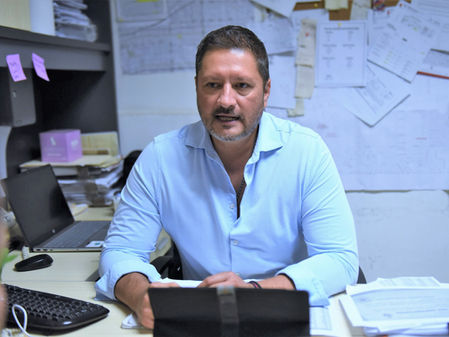 Anuncian medidas para quienes evaden el pago de parquímetros ocultando las placas del vehículo
