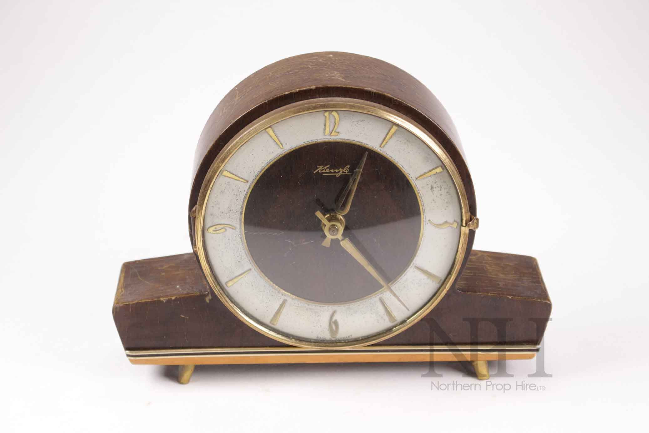 Vintage mantle clock