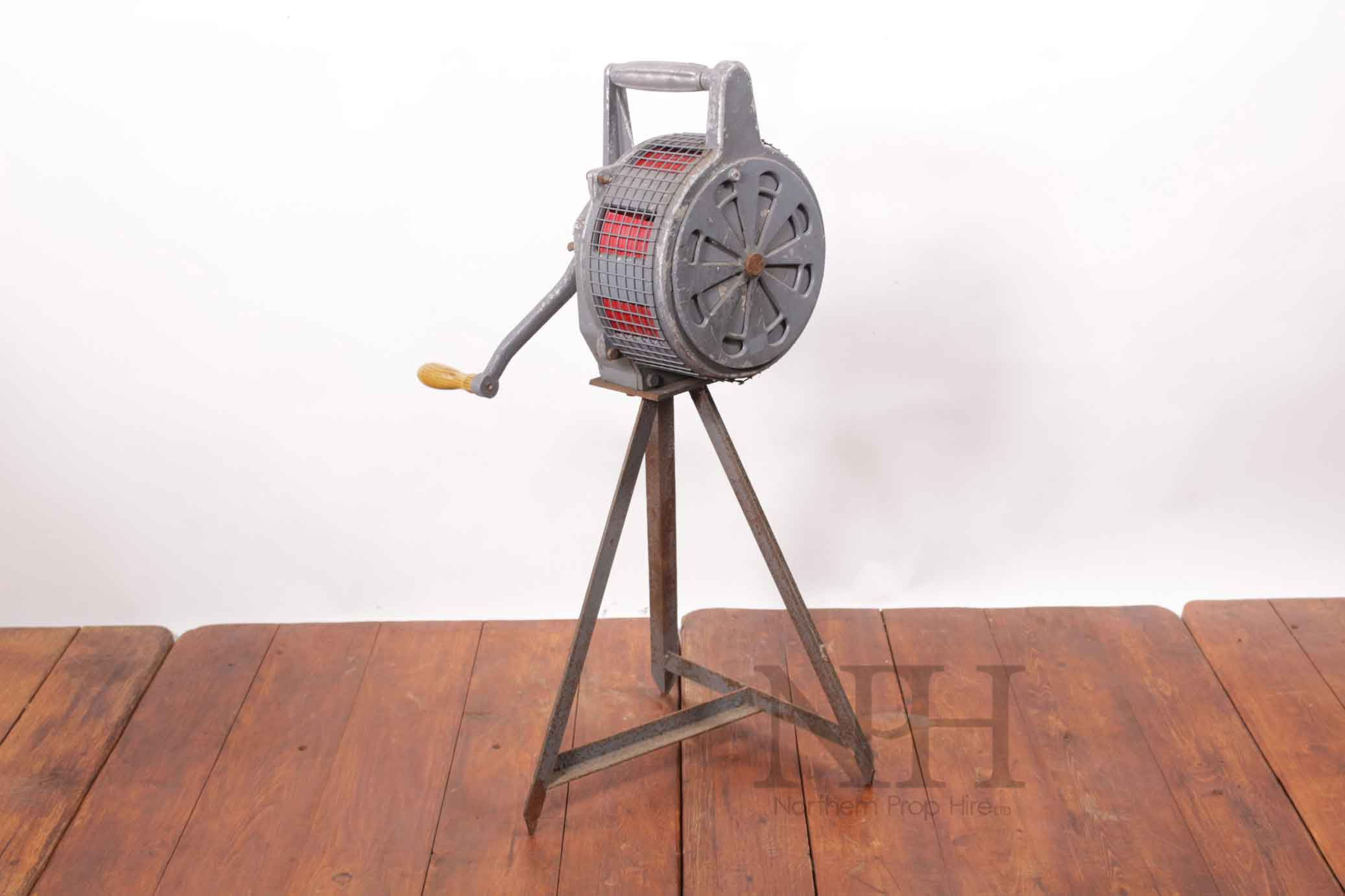 Hand crank air raid siren