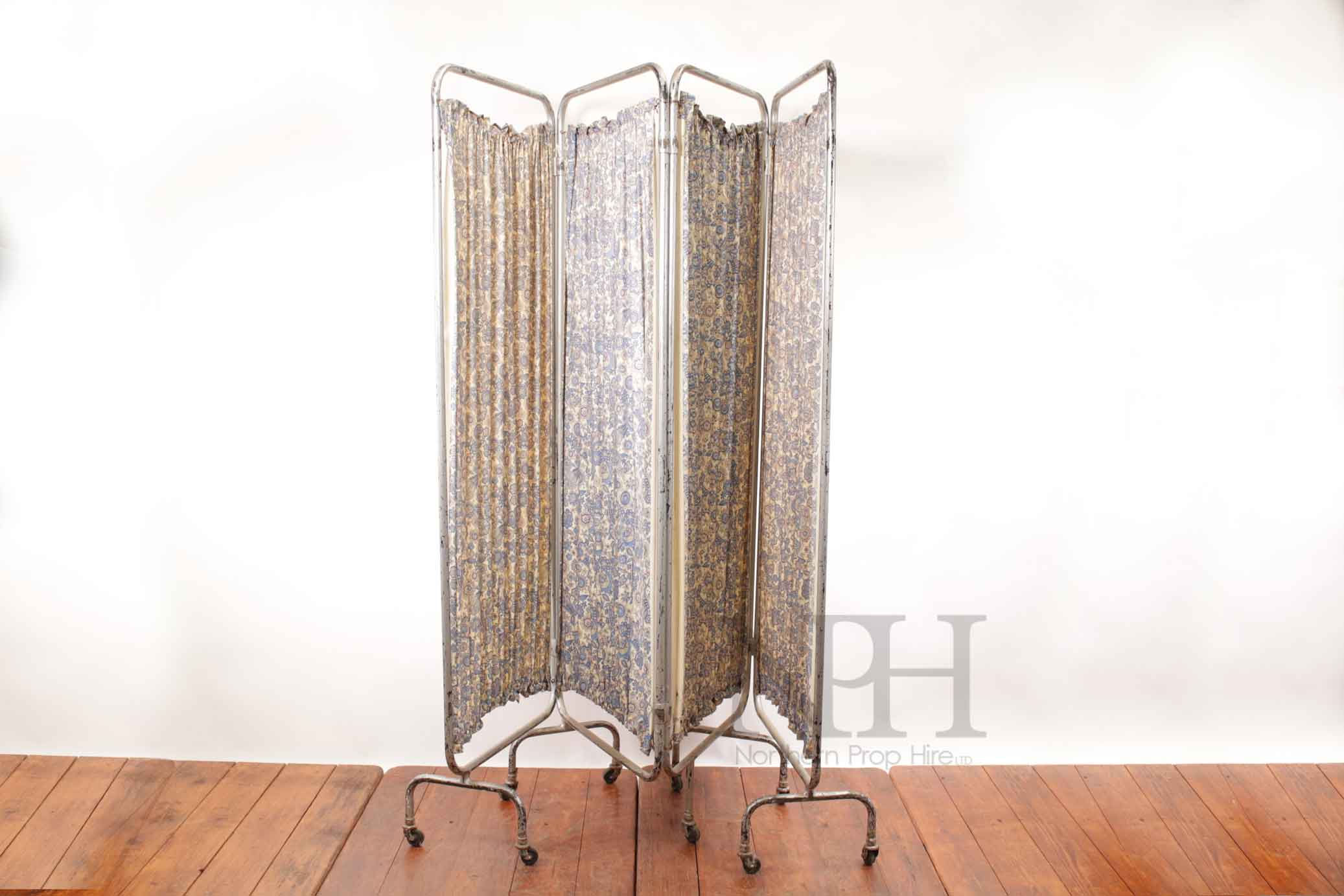 Period hospital ward screen