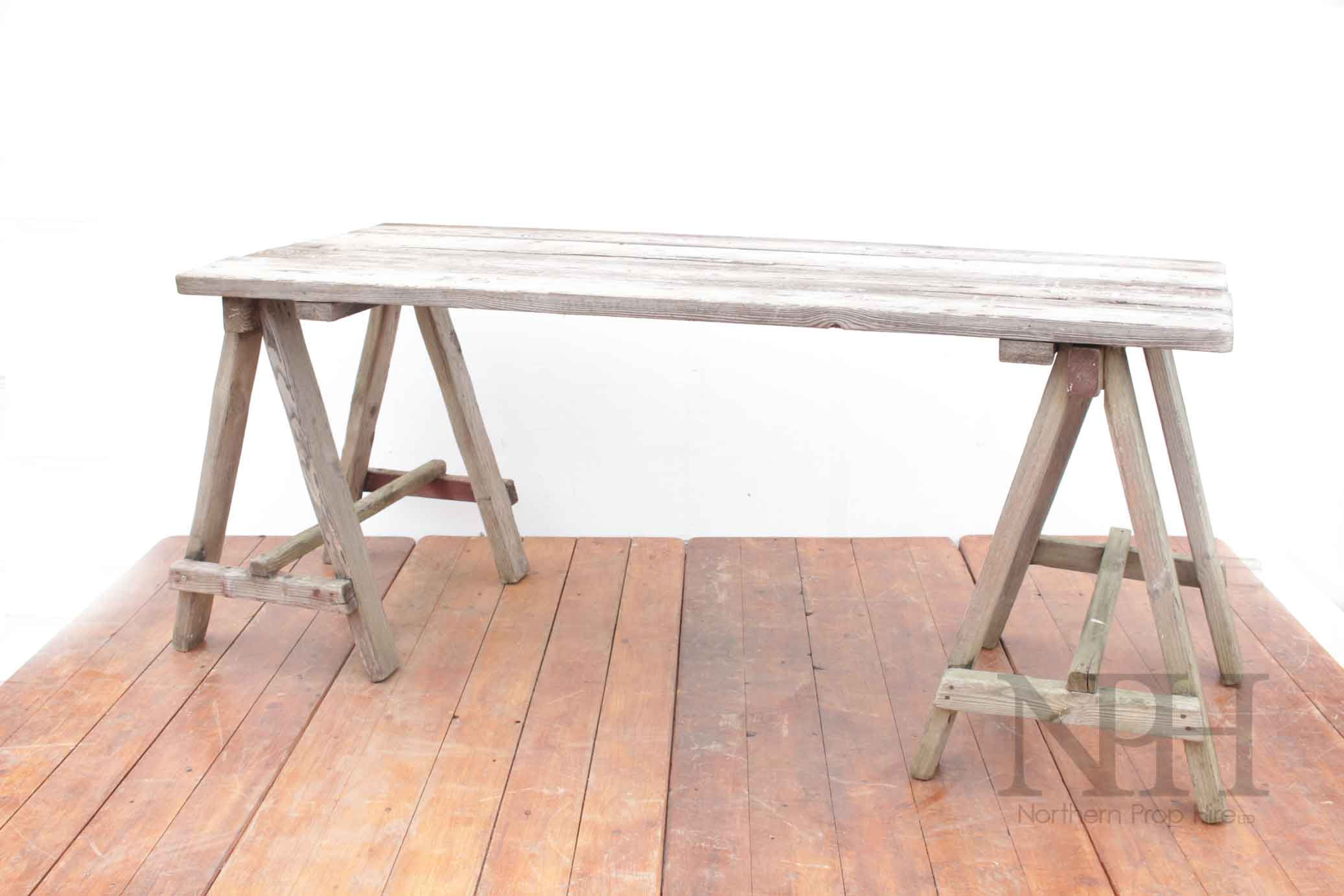 Trestle table
