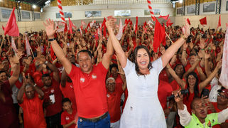 Multidão lotou as ruas de Nilo Peçanha em apoio à convenção histórica de Jacqueline e Tito