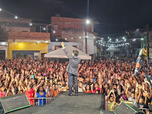 NILO PEÇANHA: Praça de São Benedito lota na 2ª edição do Nilo em Glória