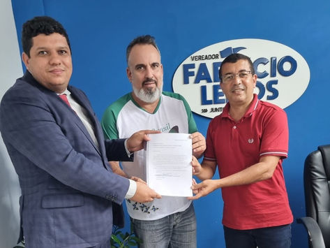 VALENÇA - Comissão da Câmara entrega Nova Lei Orgânica do Município
