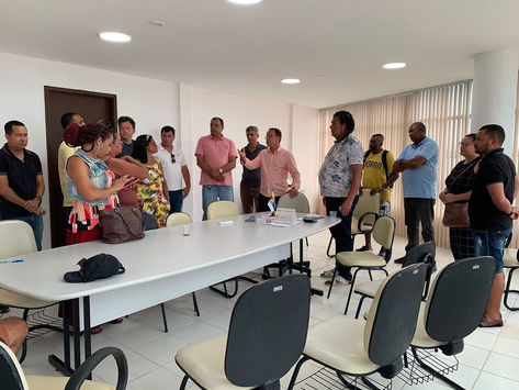 CAIRU - Reunião com ambulantes e donos de bares define novas regras para funcionamento da 2ª praia