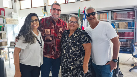VALENÇA: Diretor-geral da Fundação Pedro Calmon visita Biblioteca Municipal Ruy Barbosa