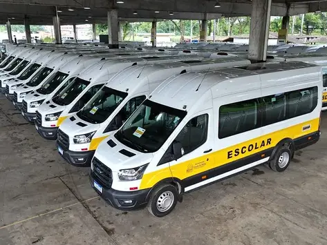Ituberá e PTN recebem novas vans escolares do Governo do Estado