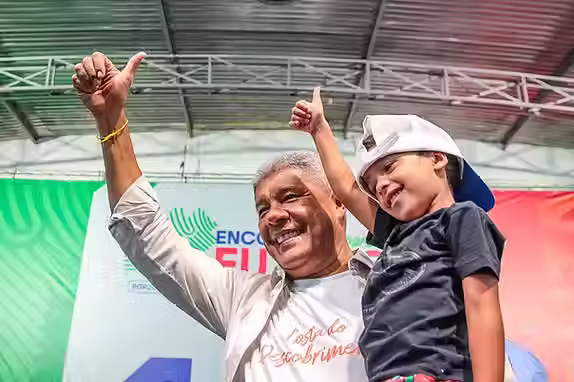Quaest: maioria dos baianos aprova Jerônimo e defende sua permanência no governo
