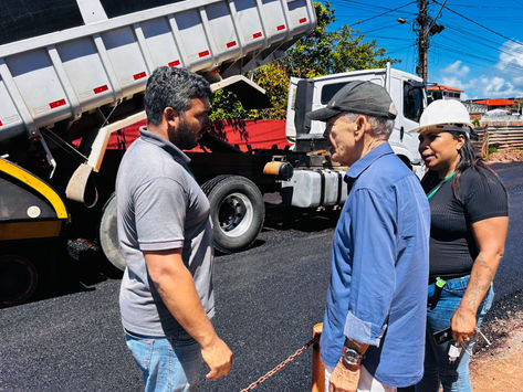 Prefeito Marcos Medrado acompanha pavimentação da Avenida Taquari e visita comunidade da Serra do Abiá