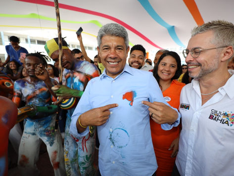 “Essas escolas vão chegar aos quilombos, às aldeias indígenas, à zona rural”, enfatizou Jerônimo sobre novos colégios que serão construídos na Bahia